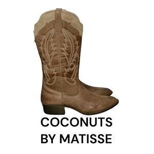 New authentic Coconuts By Matisse designer western boots MISMATES 7 7.5 Display